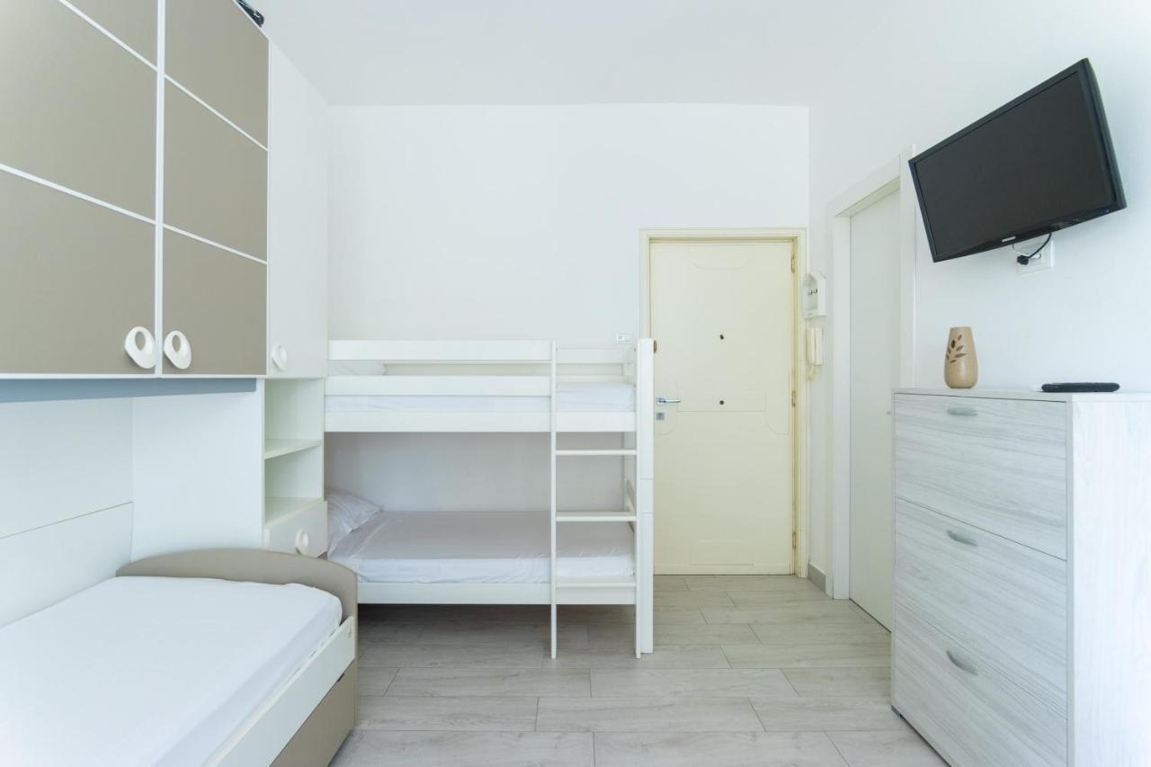 Apartment Ashur Mondello