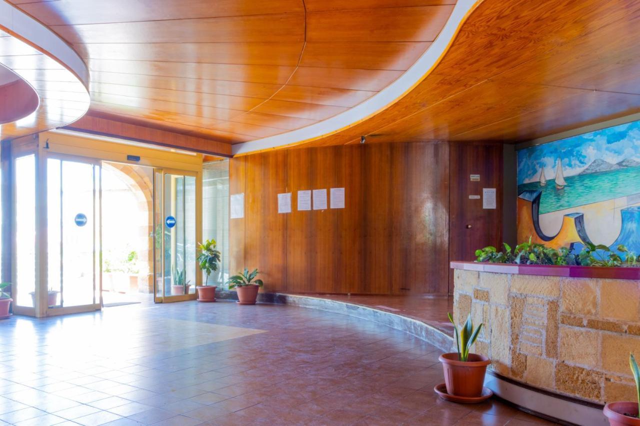Ashur Mondello Apartment